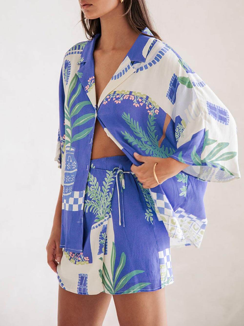 Resort - Unique Print Loose Shirt & Elastic Waist Skirt Set
