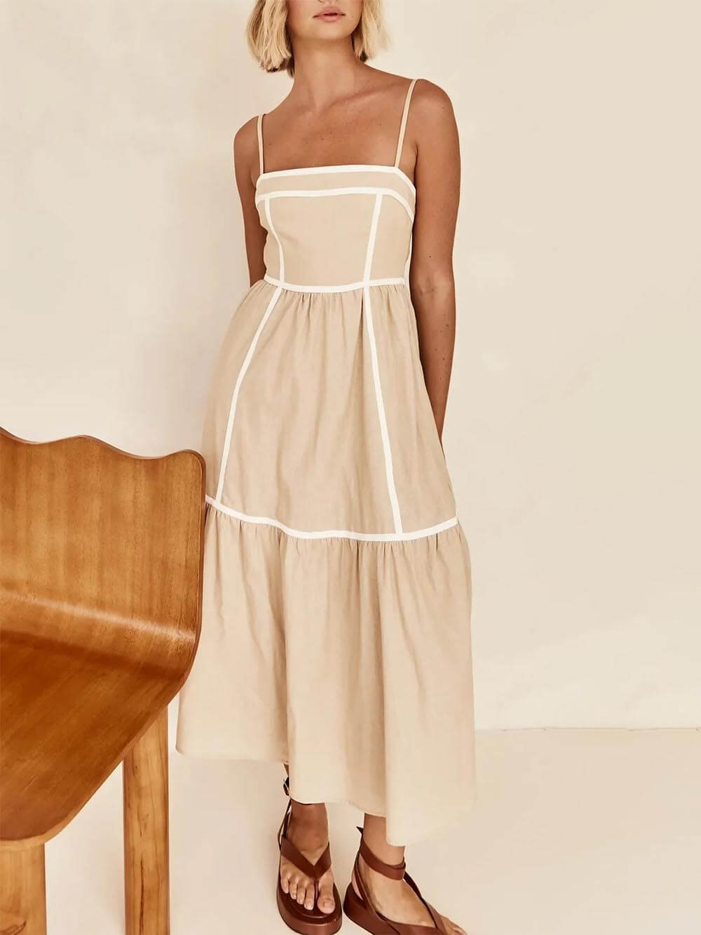 Chic Contrast Trim Adjustable Midi Dress