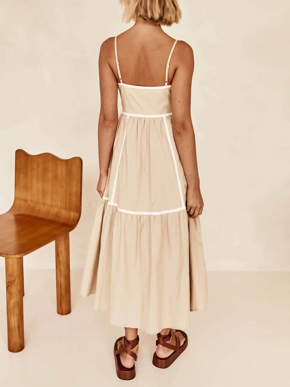 Chic Contrast Trim Adjustable Midi Dress