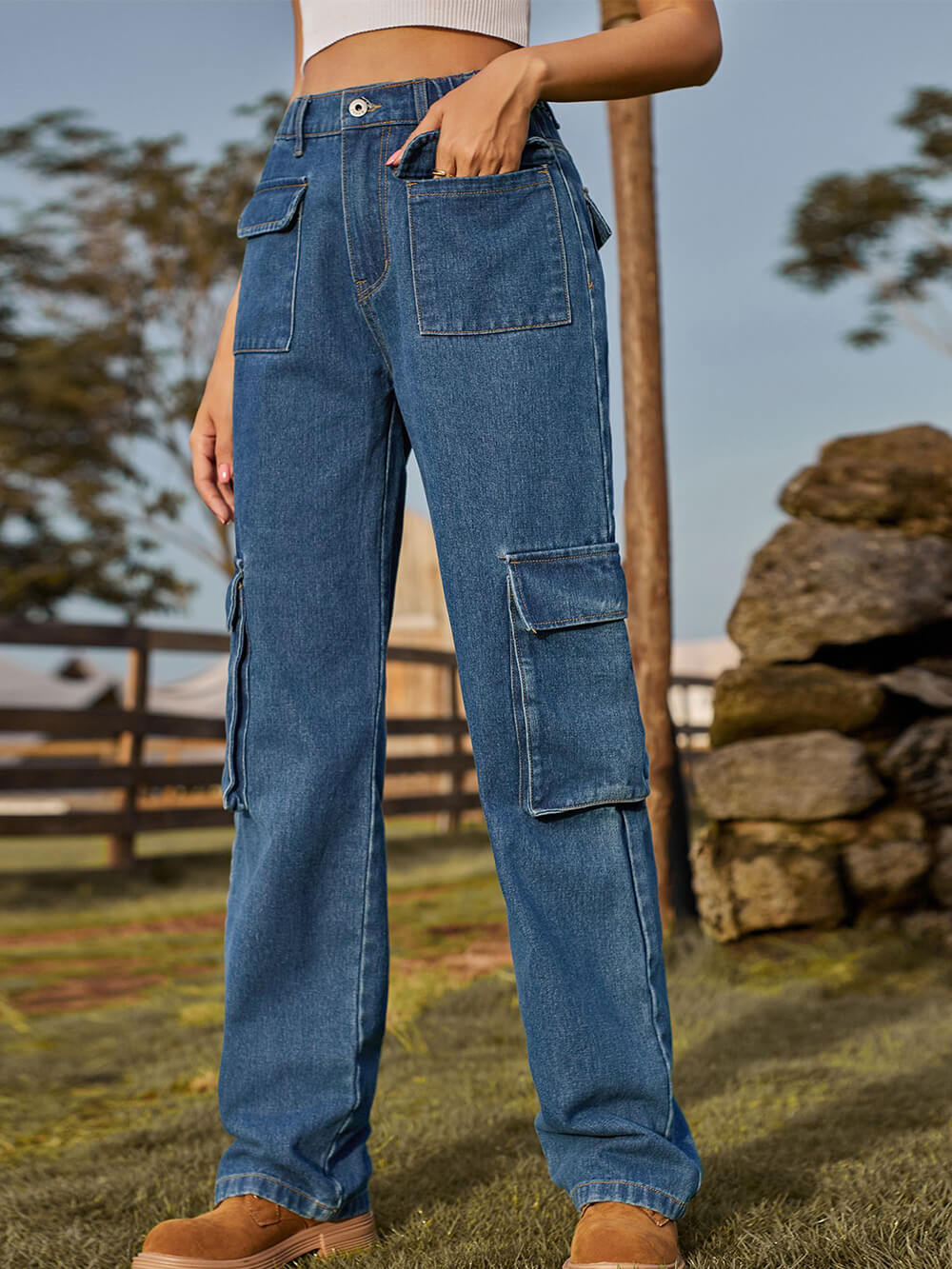 Skylar - Washed Multi-Pocket Cargo Jeans
