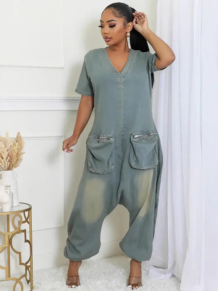 Maya – Denim Jumpsuit With Oversized Pockets