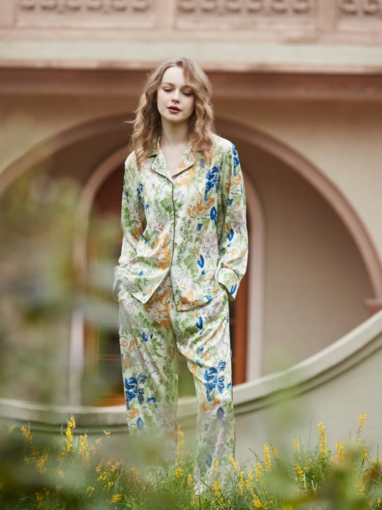 Morning Glory and Lily Pattern Cardigan Long Sleeve Pajama Set