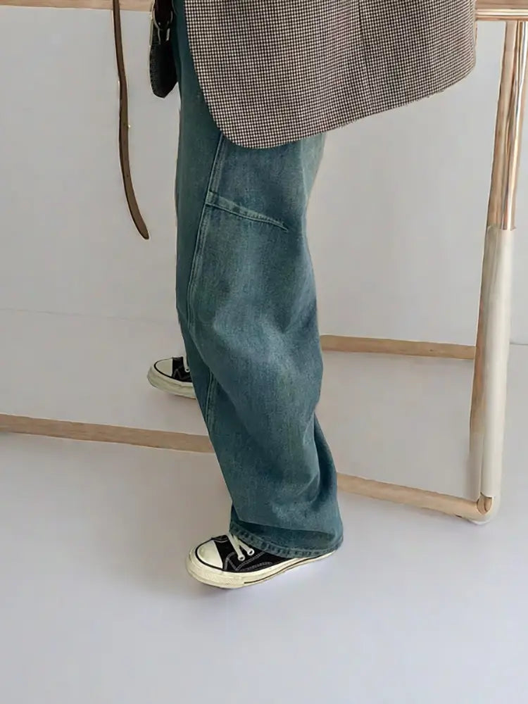 Mila – Relaxed Arc Seam Banana Denim Pants