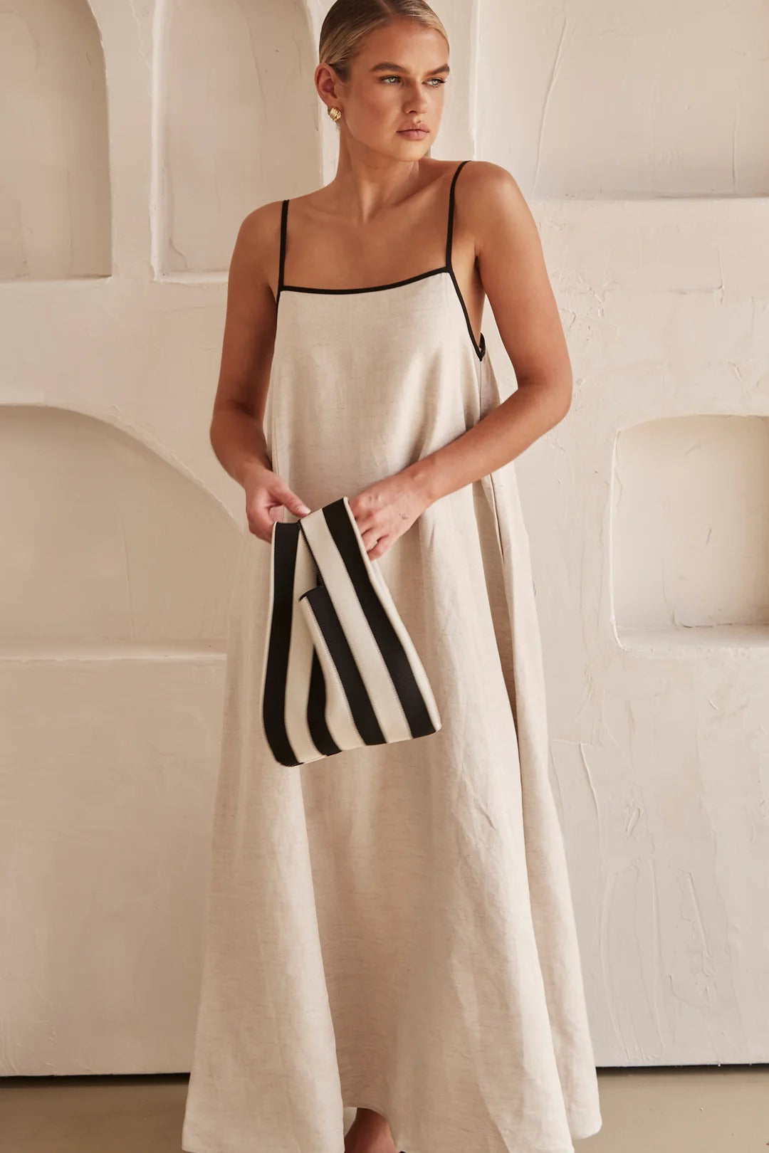 Effortless Linen Contrast Maxi Dress
