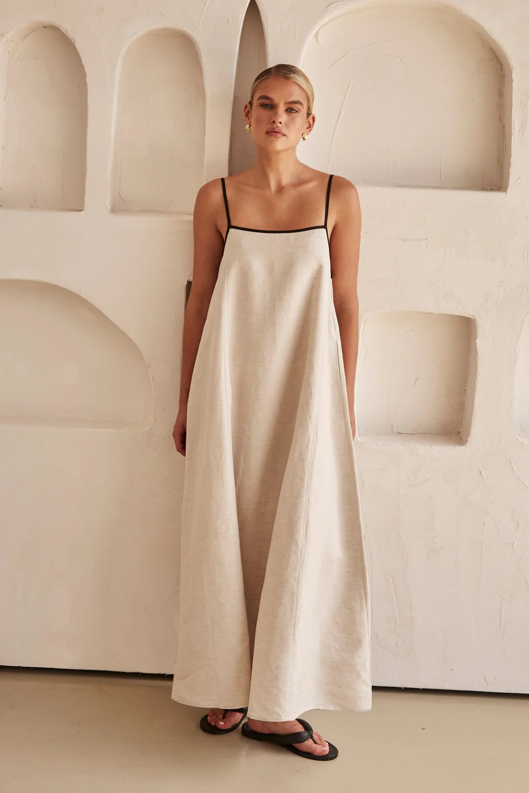 Effortless Linen Contrast Maxi Dress