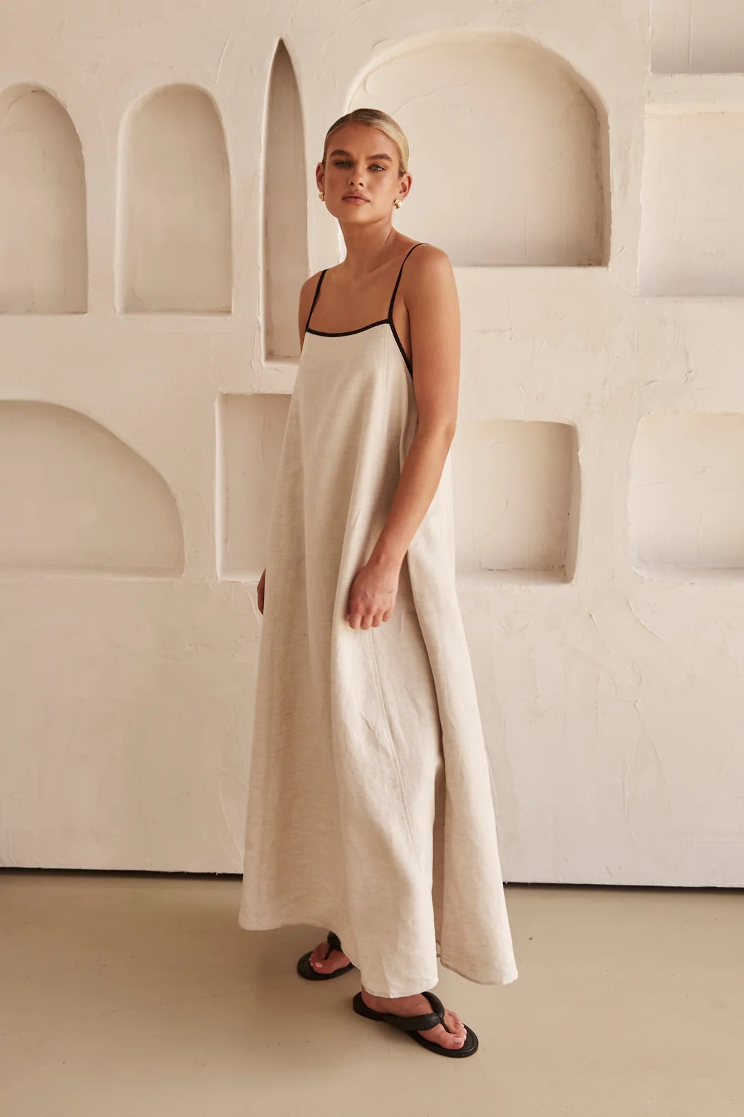 Effortless Linen Contrast Maxi Dress