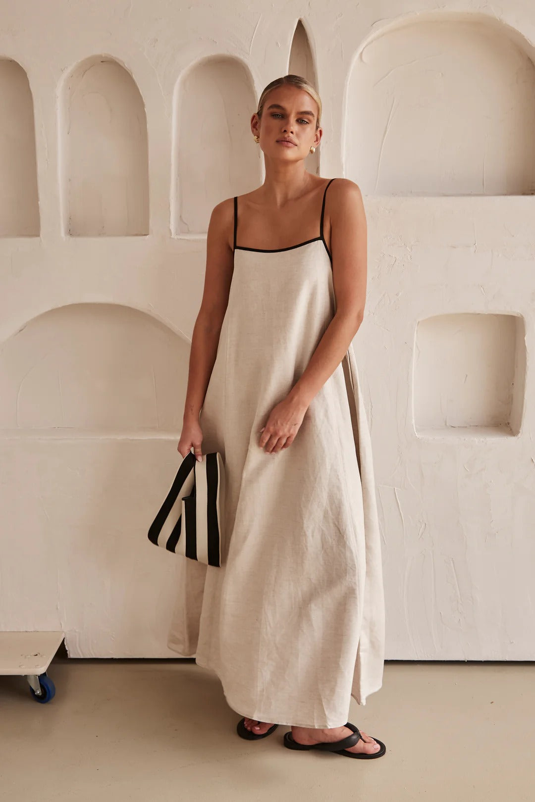 Effortless Linen Contrast Maxi Dress