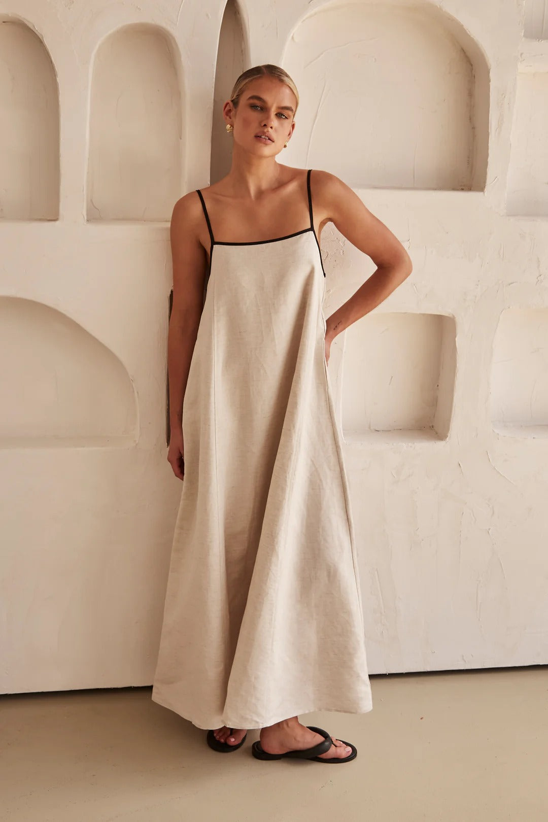 Effortless Linen Contrast Maxi Dress