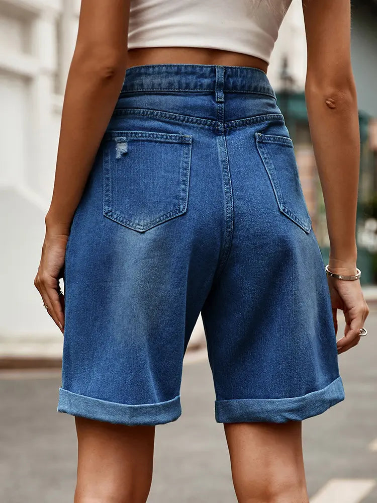 Daisy – Bermuda Denim Shorts With Laid-Back Comfort