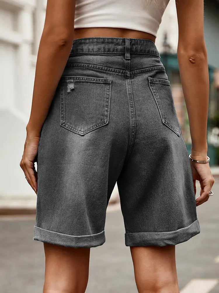 Daisy – Bermuda Denim Shorts With Laid-Back Comfort