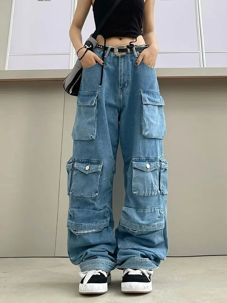 Effortless Cargo Pocket Light Jeans