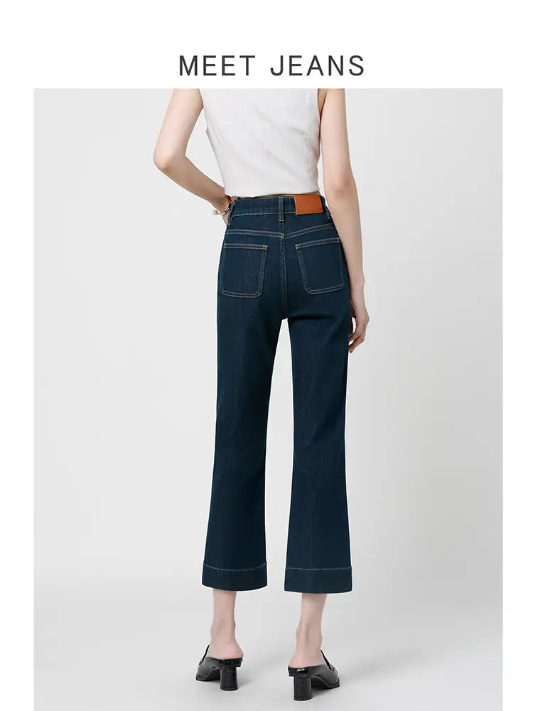 Mia – Flare Jeans With Petite Silhouette Boost