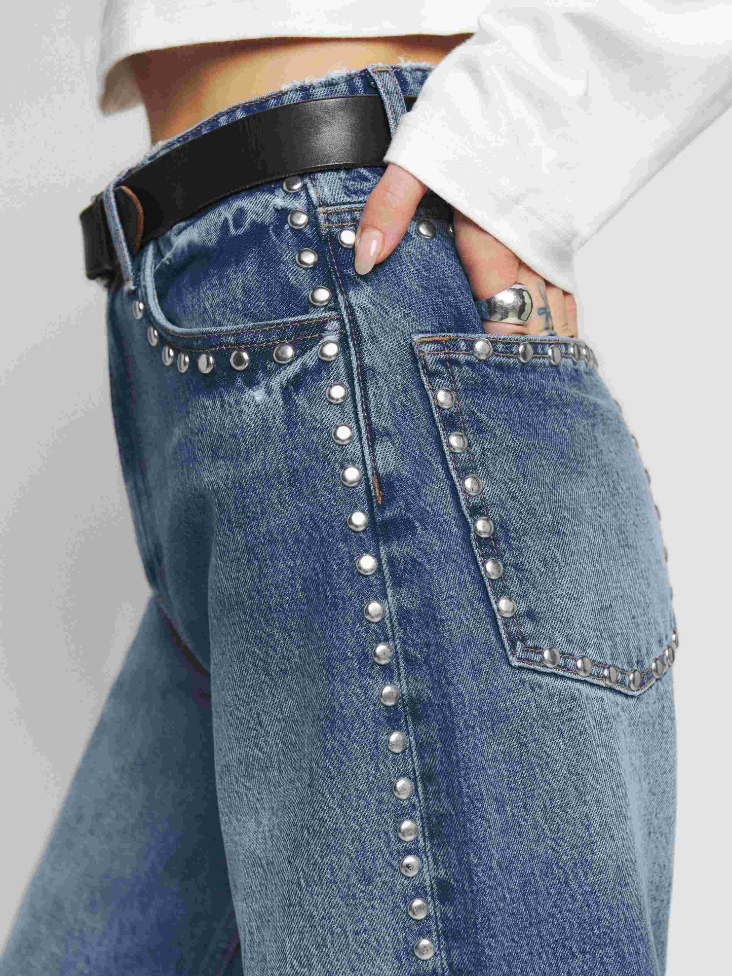Cary – High-Rise Studded Wide-Leg Statement Jeans