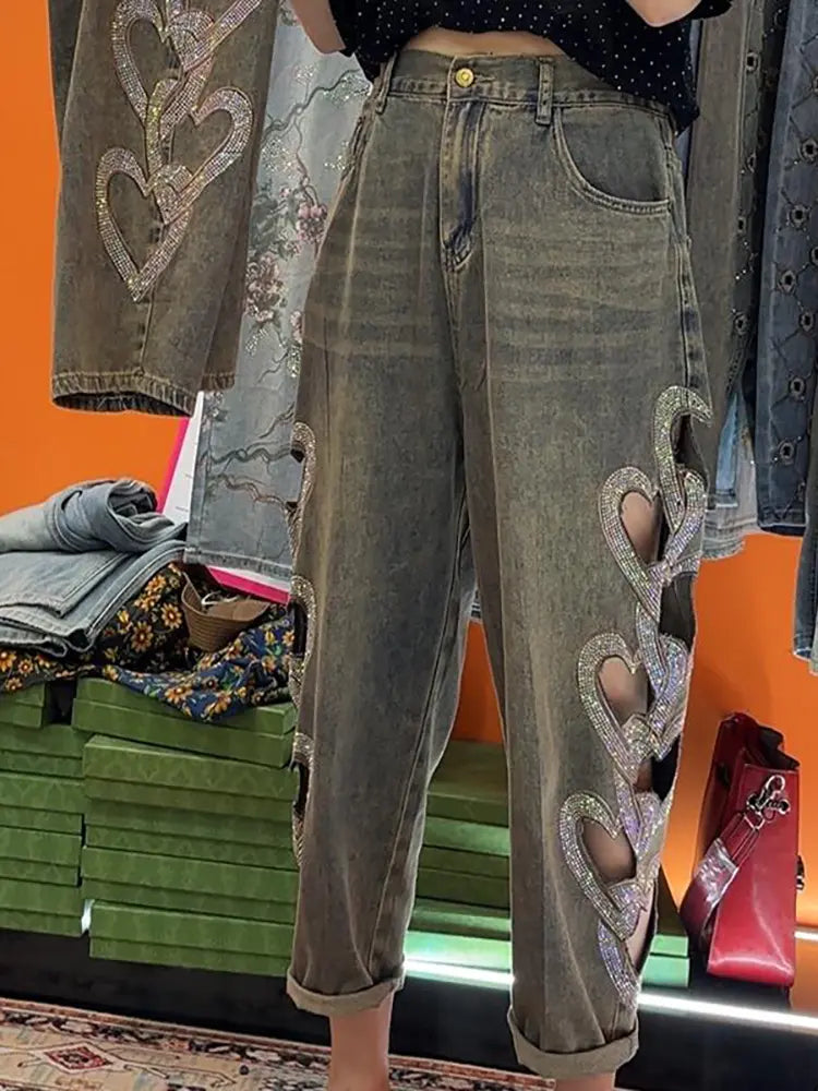 Harper – Heart Cutout Rhinestone Vintage Jeans