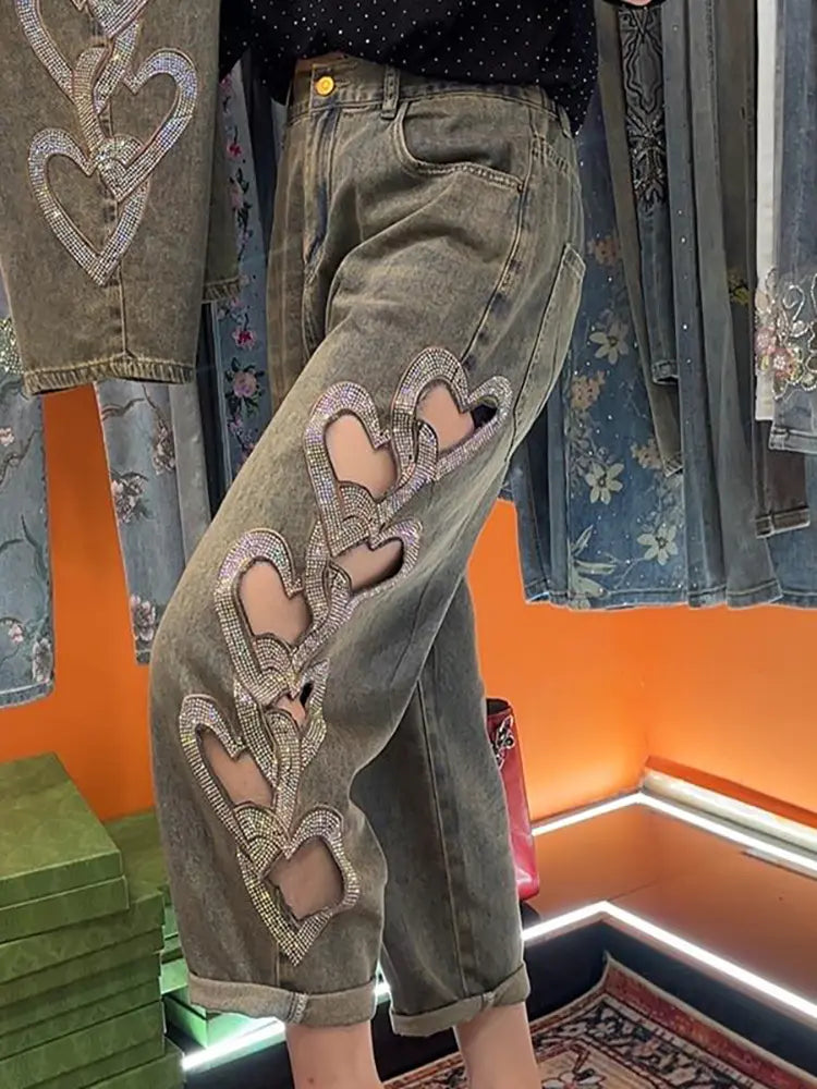 Harper – Heart Cutout Rhinestone Vintage Jeans