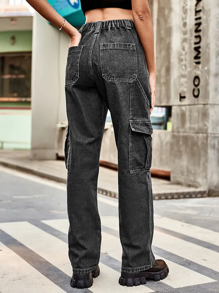 Modern Relaxed Side-Pocket Jeans