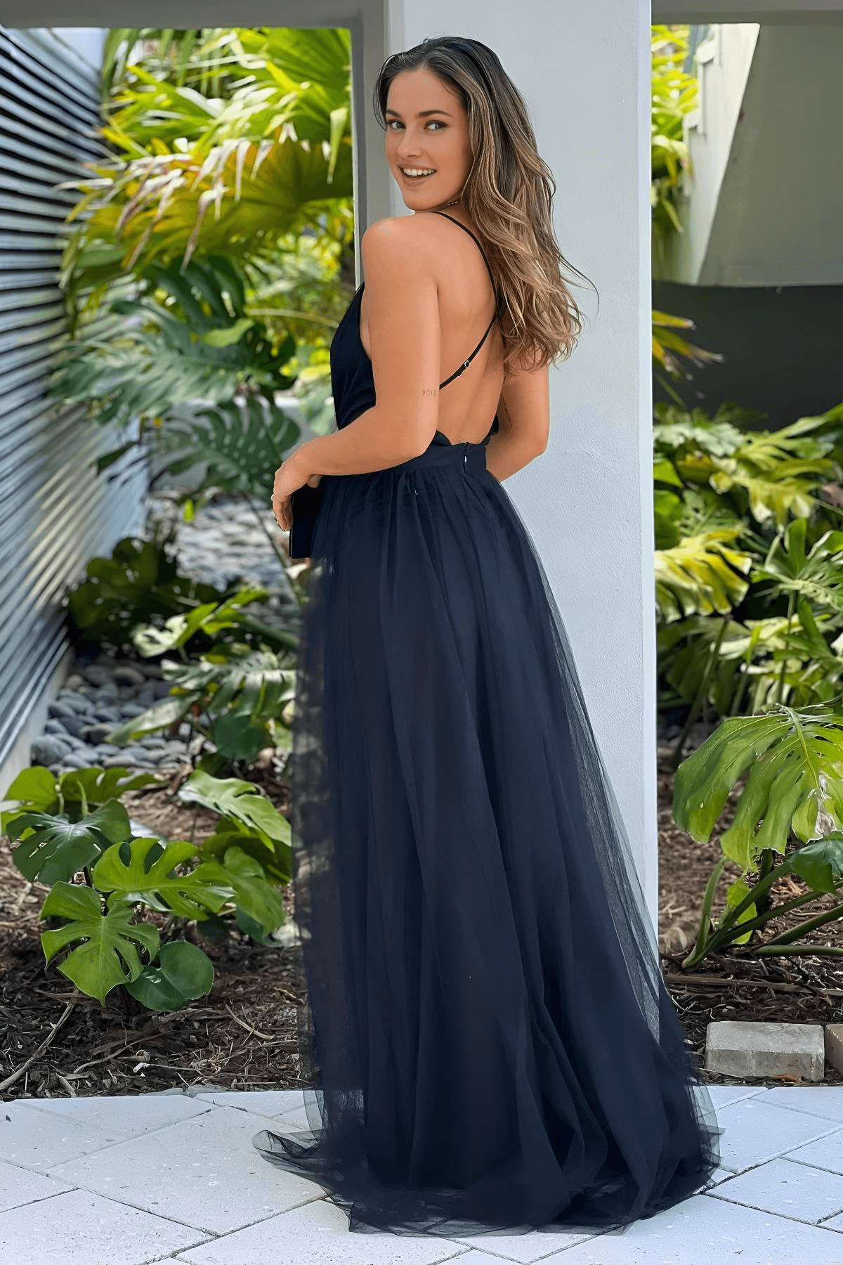 Luna | Black Maxi Dress With Pleated Bottom