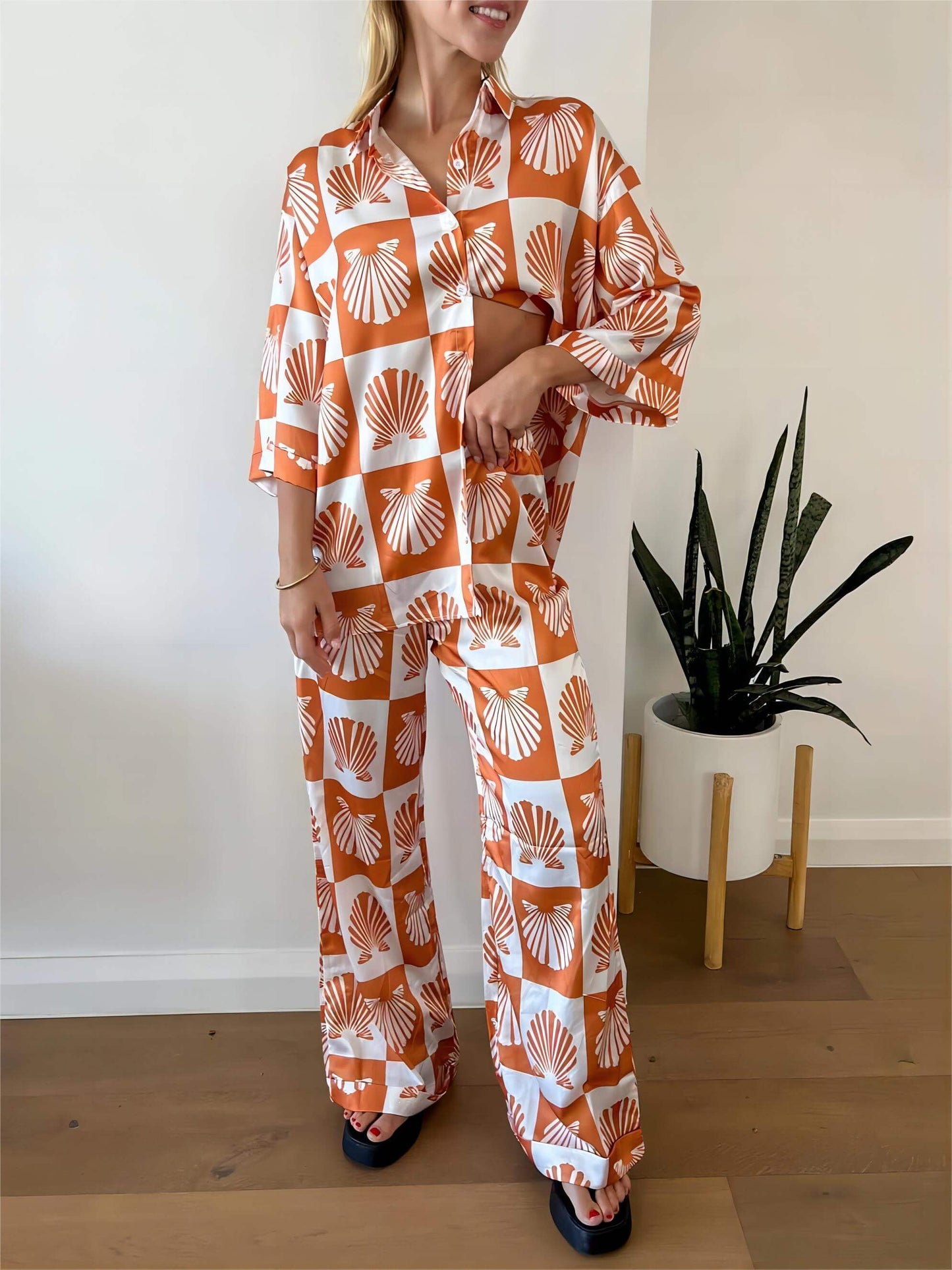 Special - Satin Shell Print Wide Leg Pants