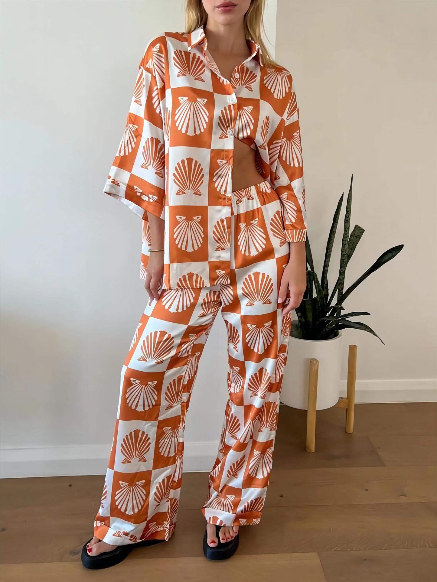 Special - Satin Shell Print Wide Leg Pants