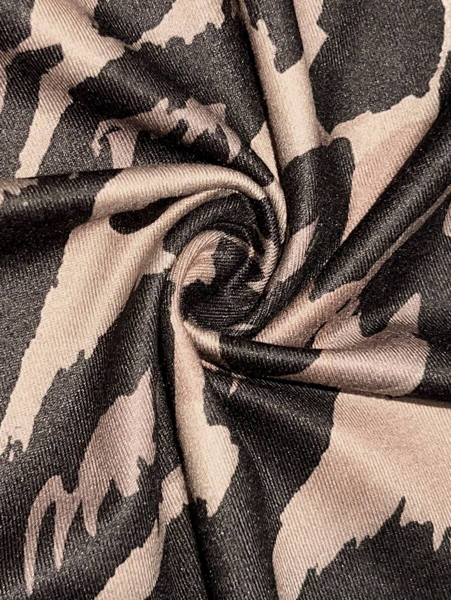 Leopard Curve Split Skirt