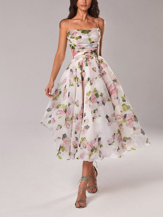 Moeiteloze elegantie - Strapless swing midi-jurk