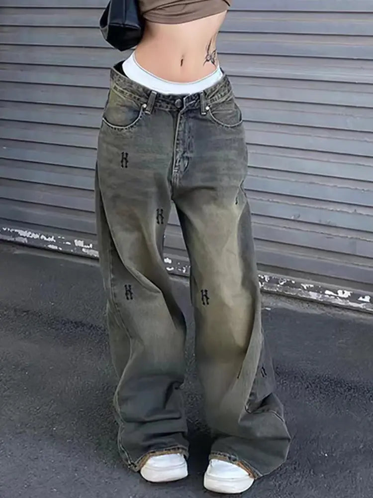 Luna - Vintage Printed Straight Jeans