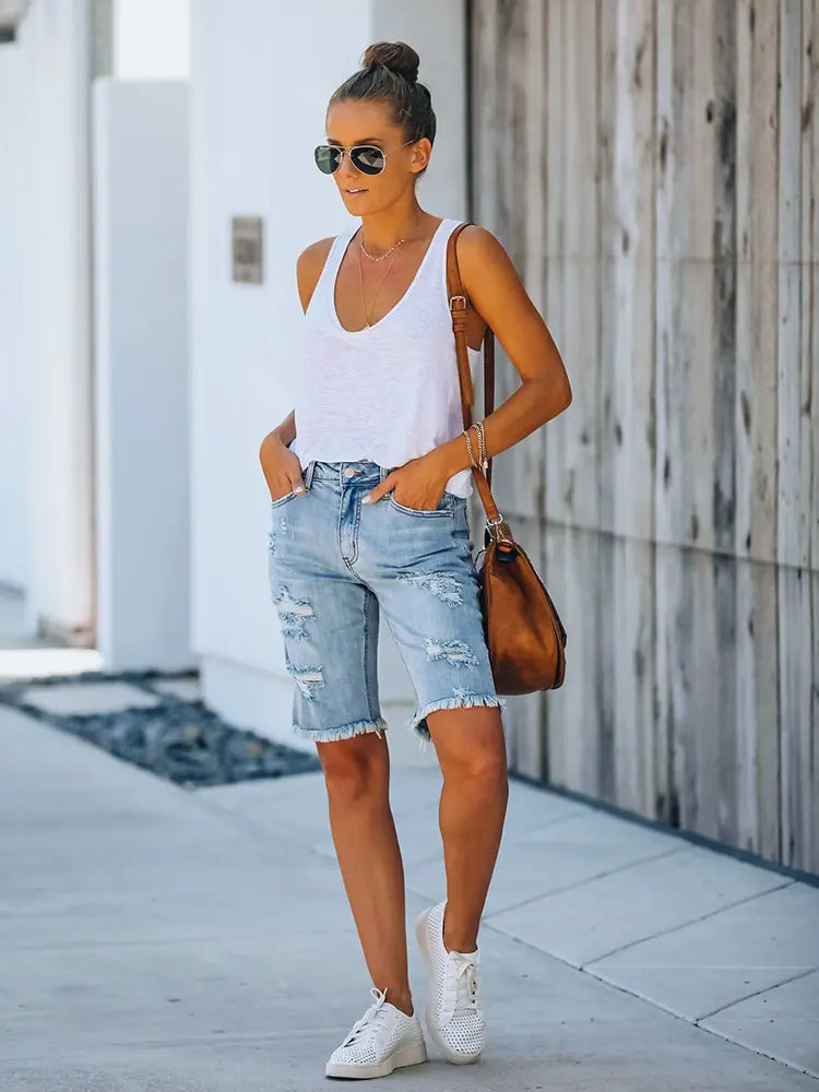 Isla - Distressed Shorts