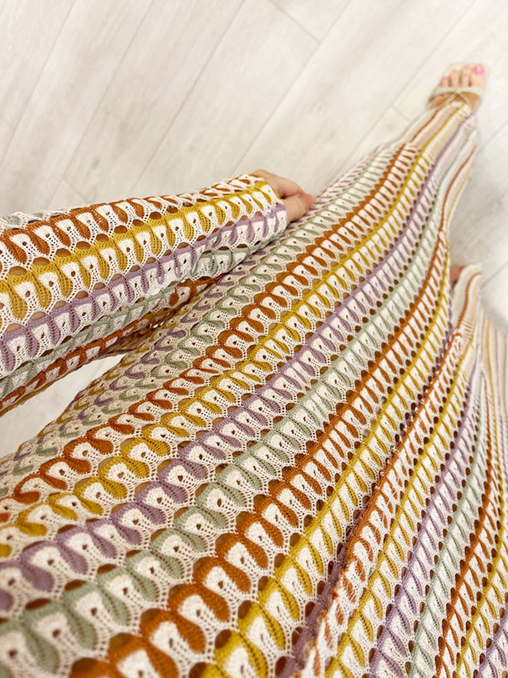 Boho V Neck Bell Sleeve Wavy Striped Crochet Beach Vacation Maxi Dress - Pink - Airnori