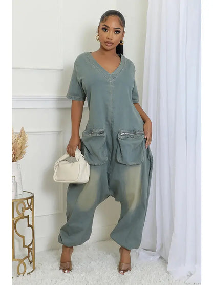 Maya – Denim Jumpsuit With Oversized Pockets