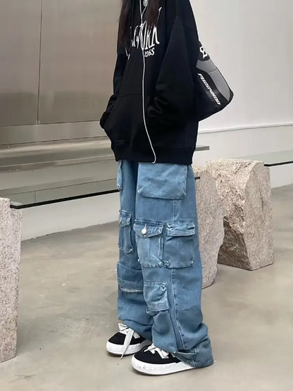 Effortless Cargo Pocket Light Jeans