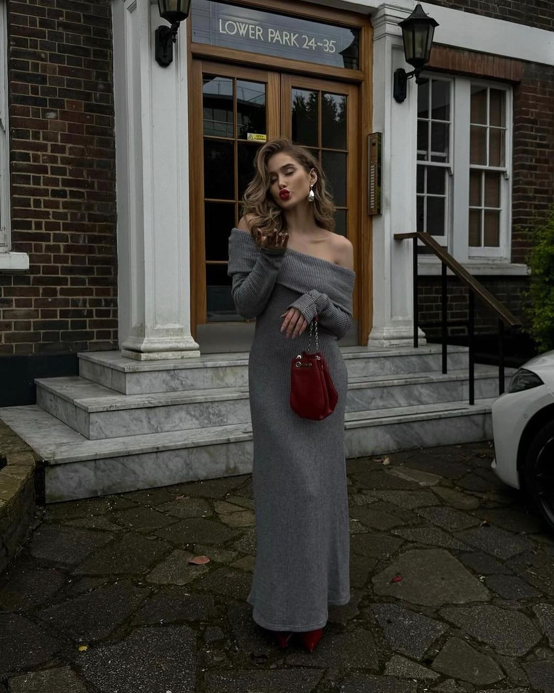 Elegant Knit Off-Shoulder Maxi Dress