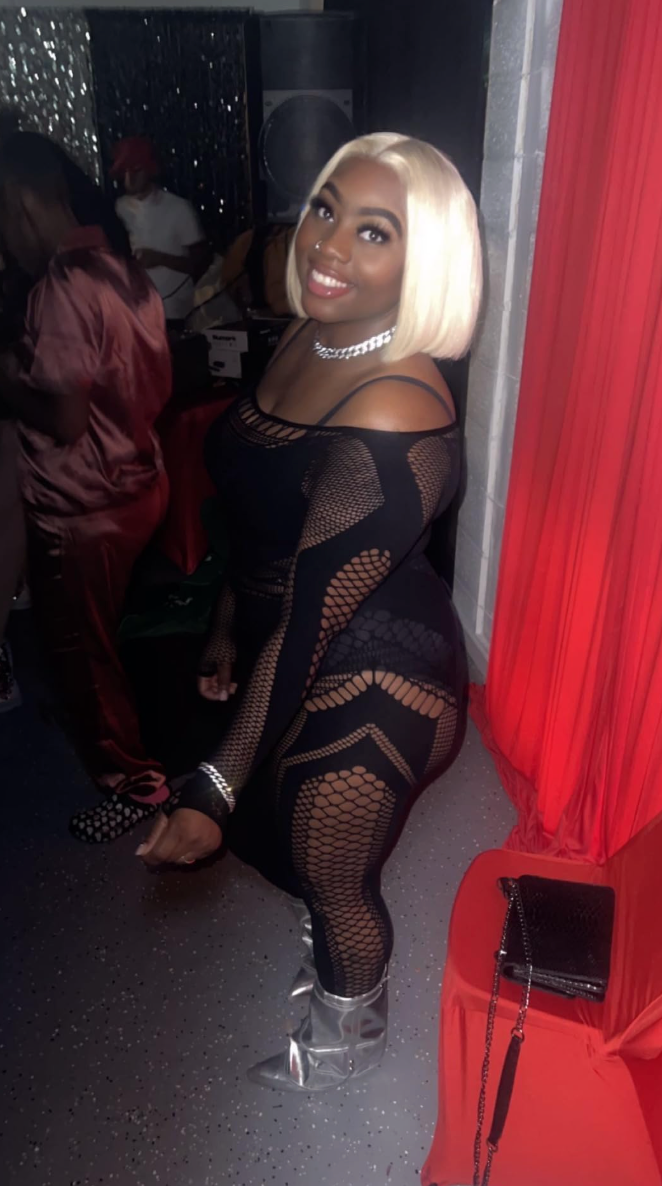 Customer photo review