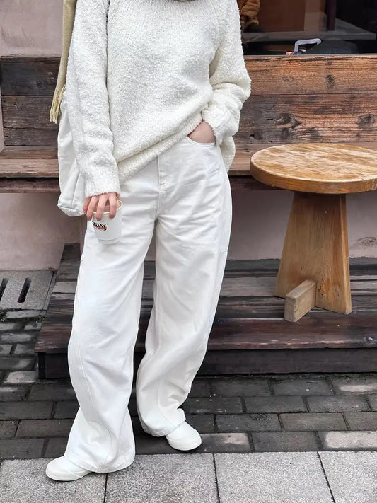 Mila – Relaxed Arc Seam Banana Denim Pants