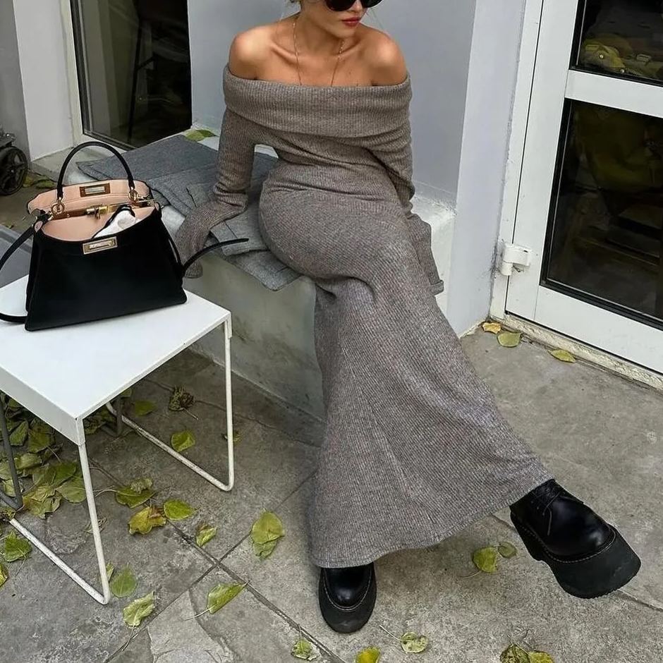 Elegant Knit Off-Shoulder Maxi Dress